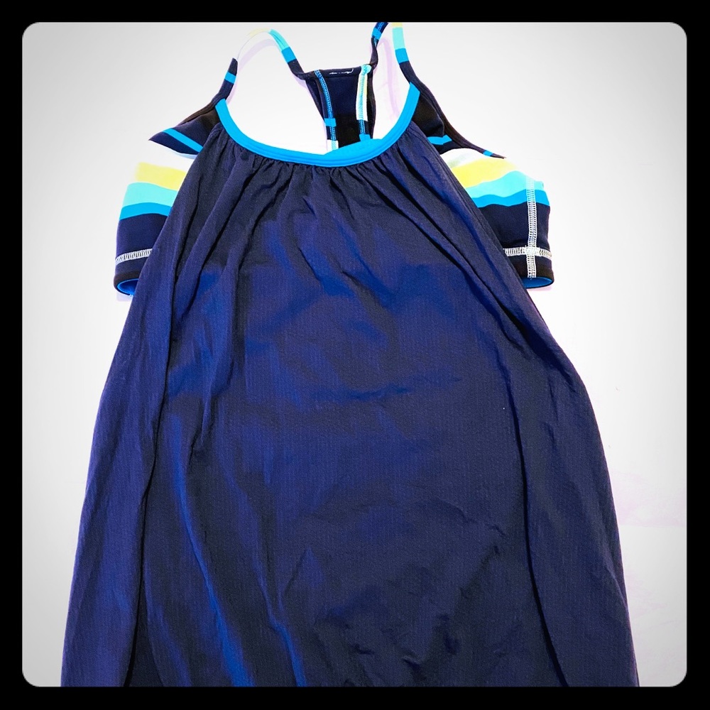 Lululemon workout tank with built-in sports bra